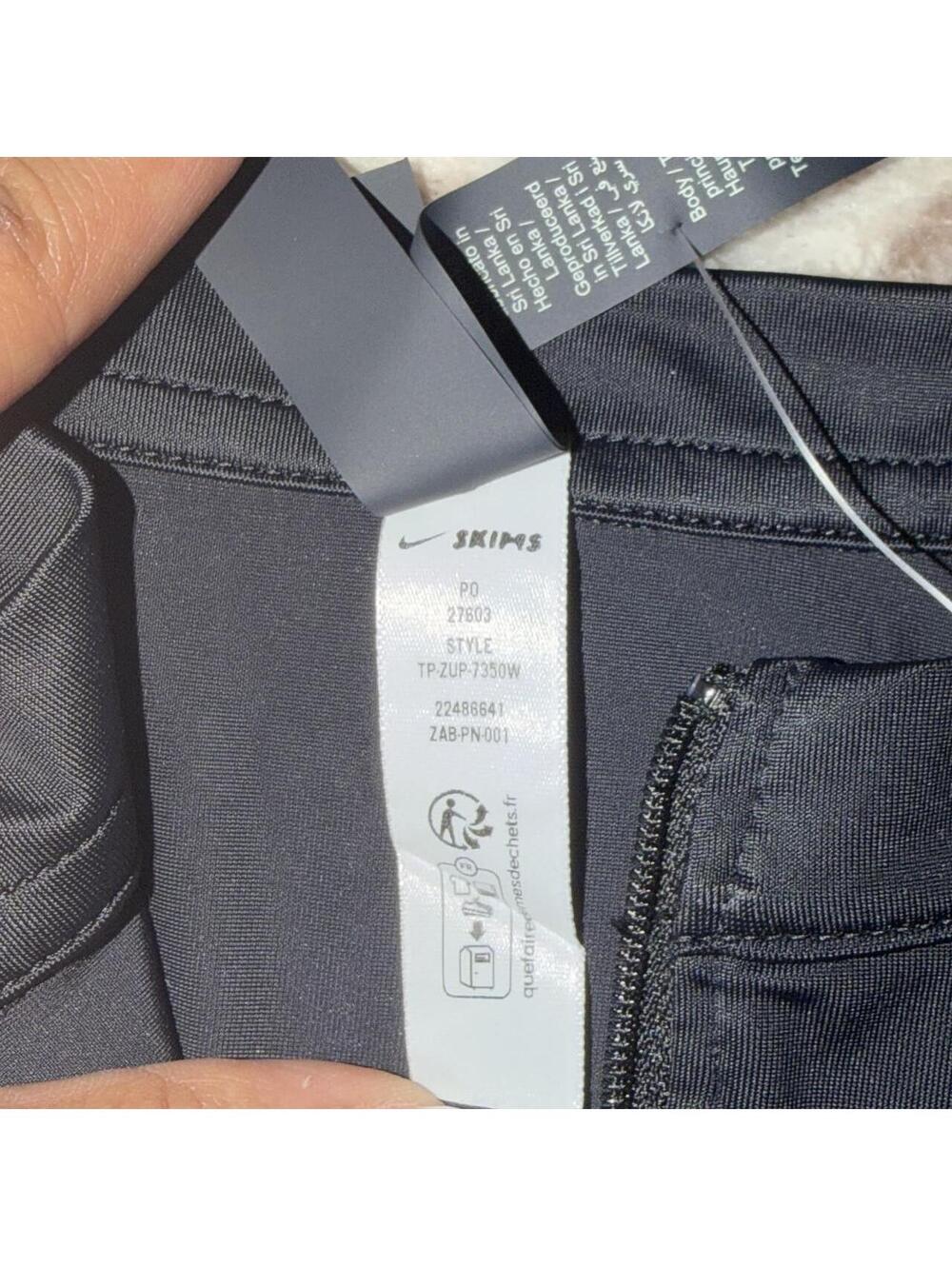 Nike Skims Shine Long Sleeve Half Zip - Picture 7 of 8
